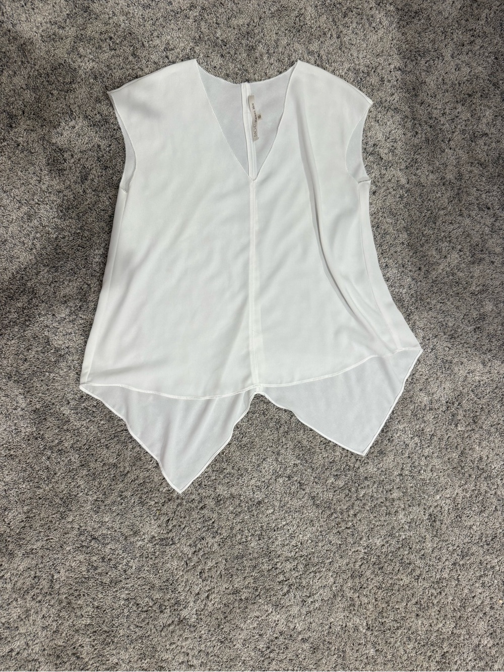 Rachel Roy Women’s XS White V-Neck Sleeveless Hem Top